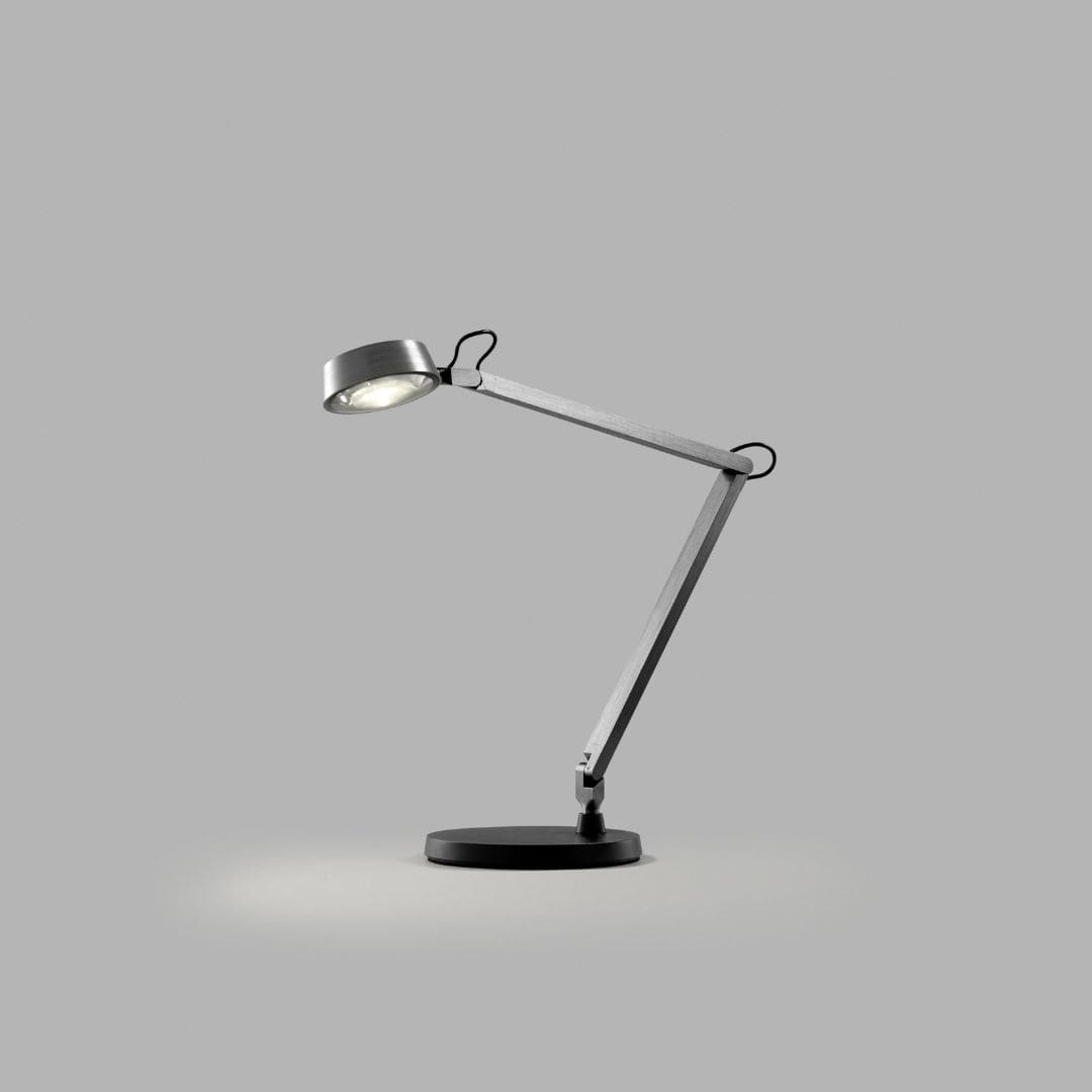 Mørk T1 Bordlampe med Titanium-base – Udstillingsmodel