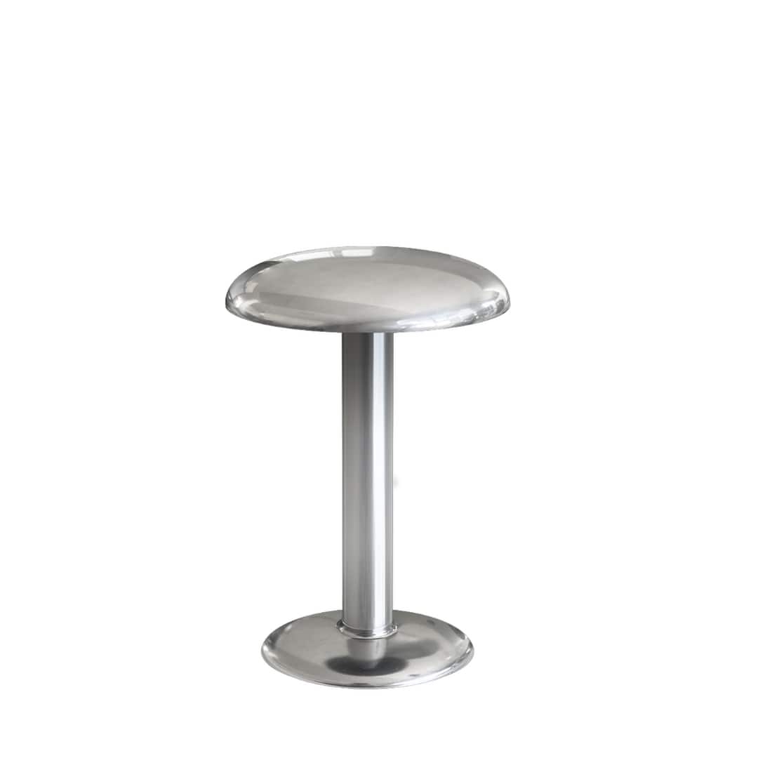 Gustave Bordlampe 2700K i Poleret Sølv - Flos Design
