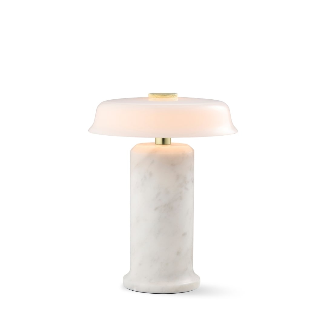 Bærbar Trip No. 2 Lampe i Carrara/Opal - Design By Us