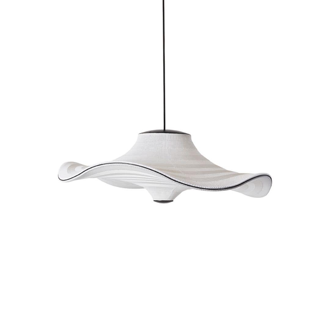 Flying Pendel Ø78 i Ivory Hvid - Elegant Belysning