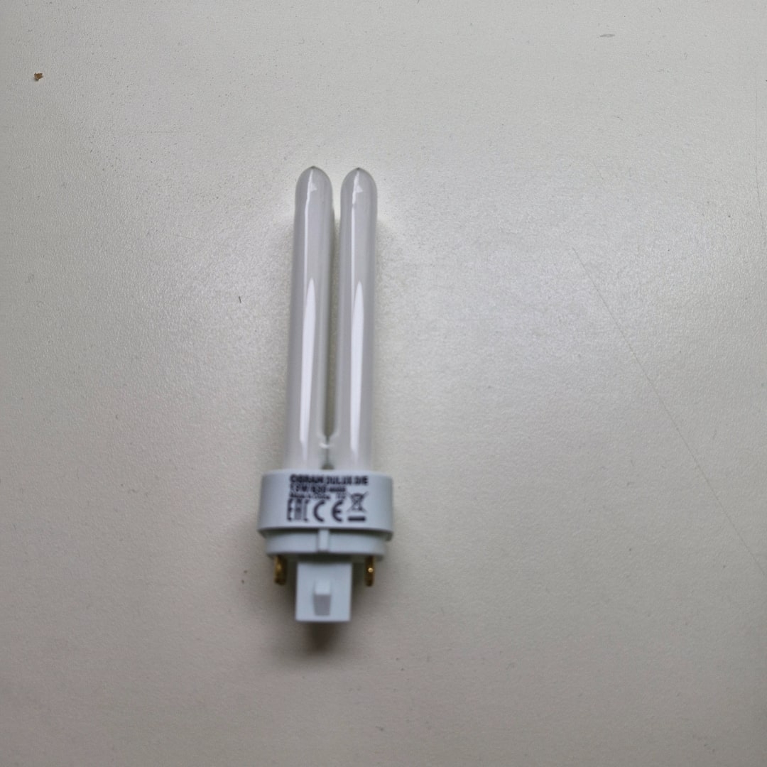 Osram Dulux 13W 900lm 3000K - Så længe lager haves - LEDvance
