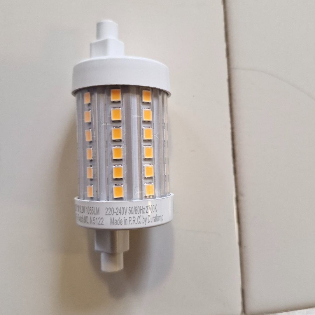 R7s 8,2W 1055lm 2700K Pære - Så længe lager haves - Dura Lamp